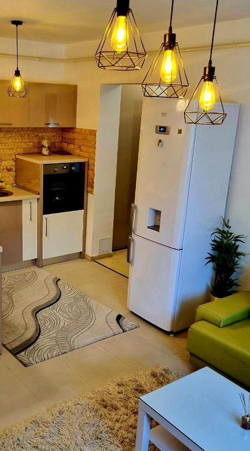 Charm 2 Palas Apartment ยาช ภายนอก รูปภาพ